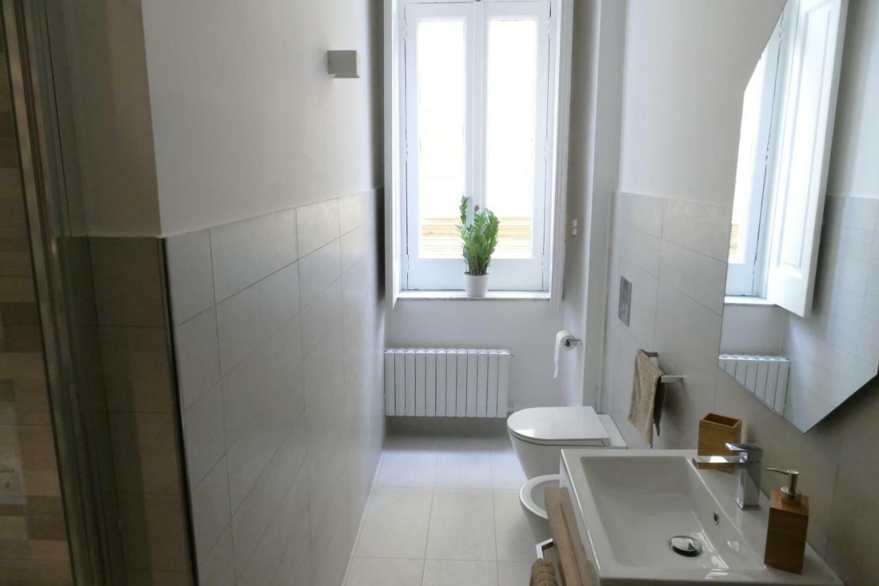 Luxury Manfredi Apartment Salerno Ngoại thất bức ảnh