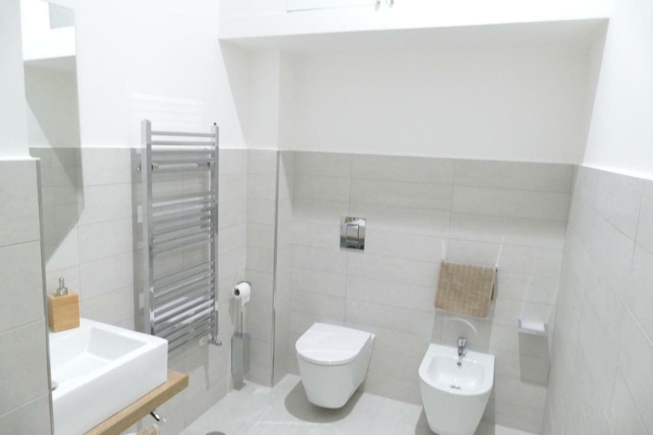 Luxury Manfredi Apartment Salerno Ngoại thất bức ảnh