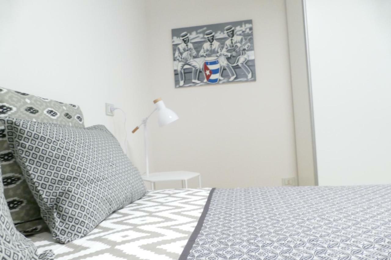 Luxury Manfredi Apartment Salerno Ngoại thất bức ảnh