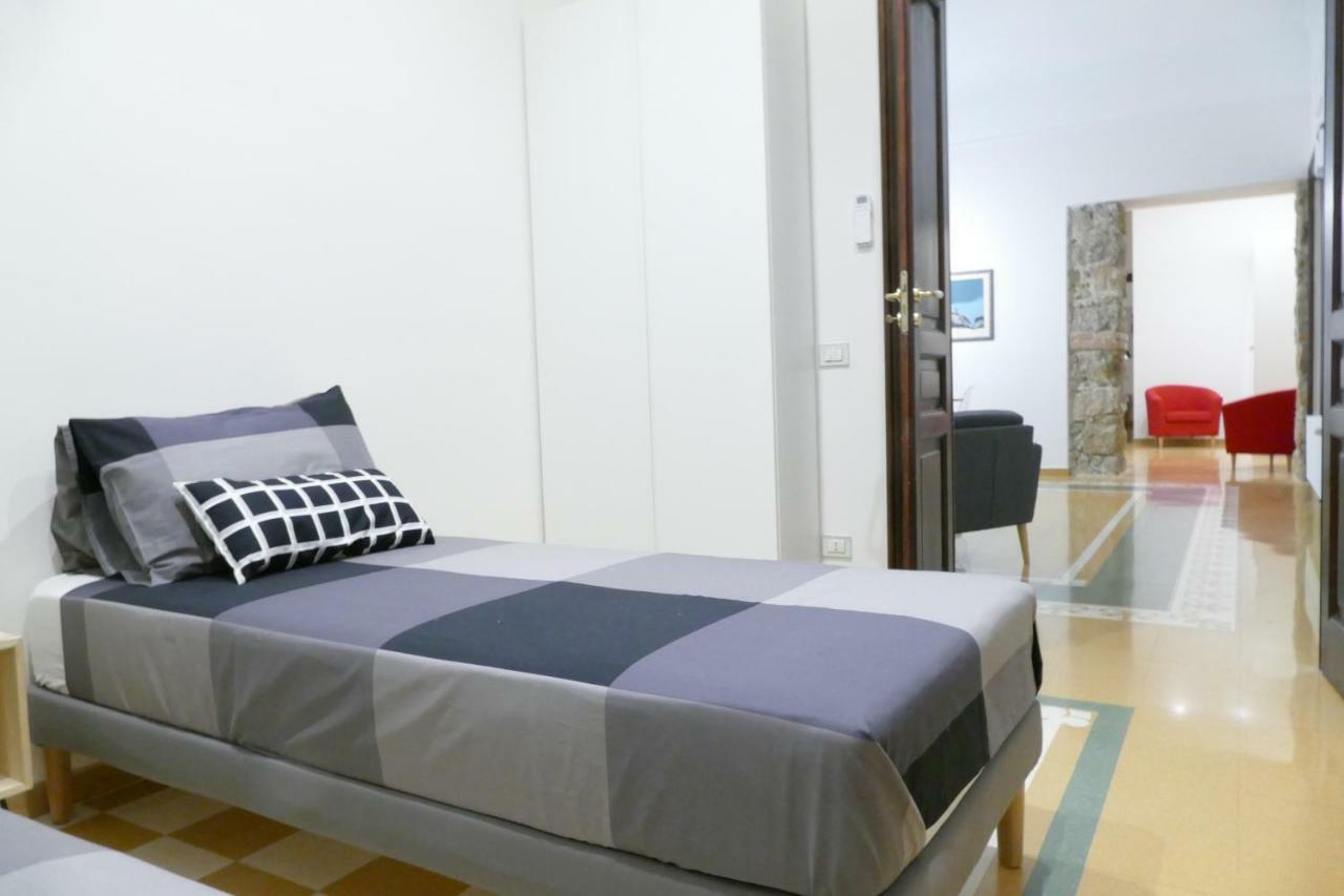 Luxury Manfredi Apartment Salerno Ngoại thất bức ảnh
